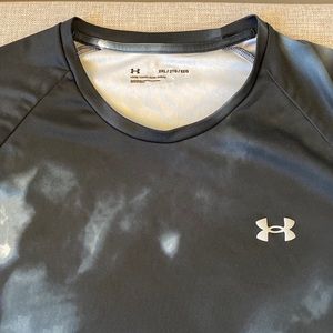 Under Armour Men’s Velocity tee